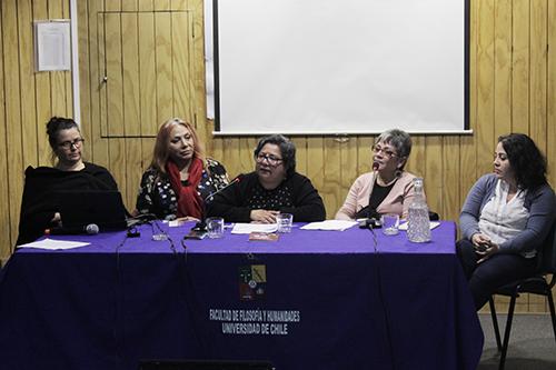 Patricia Ruiz en la mesa inaugural "Miradas feministas sobre las violencias de género".