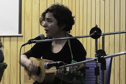 La actividad contó con la participación de la cantante Alondra Castillo.