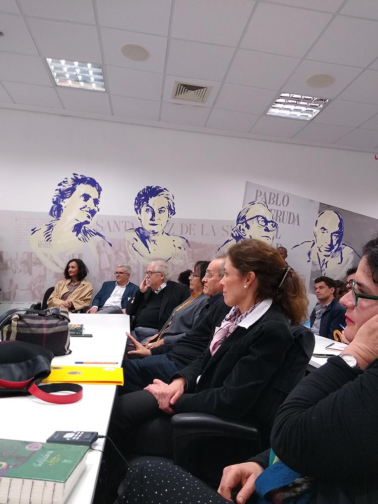 En el encuentro participaron los profesores Grínor Rojo del Centro de Estudios Culturales Latinoamericanos y Matías Rebolledo del Departamento de Literatura de la U. de Chile.