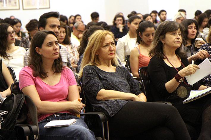 En la Sala Eloísa Díaz de Casa Central se realizó el II Seminario Internacional de Psiconálisis y Género.
