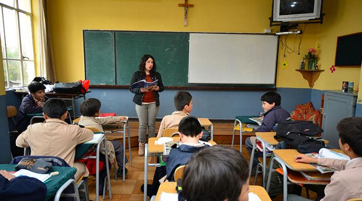 Aportar al fortalecimiento de la identidad y el rol de los profesores en Chile, son parte de los objetivos del curso.