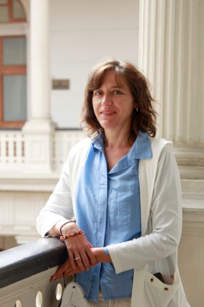 Svenska Arensburg, psicóloga, académica y directora de Extensión de la Universidad de Chile.