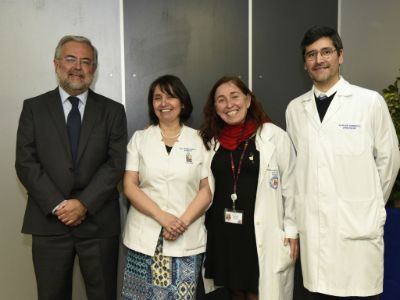 Doctores Manuel Kukuljan, Thelma Suau, Begoña Yarza y Nelson Navarrete. 