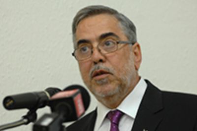 Profesor Juan Manuel Zolezzi Cid, Rector de la Universidad de Santiago de Chile, quien asumió un nuevo rectorado. 