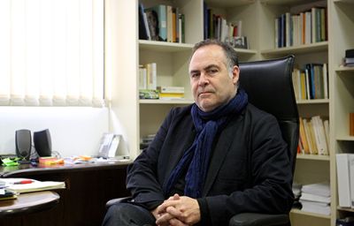 El decano de la Facultad de Ciencias Sociales, Roberto Aceituno.