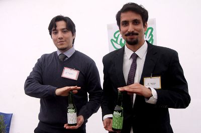 El tercer lugar de la ExpoFeria se lo llevaron las bebidas funcionales Herbal Time, del equipo conformado por Fernando Magaña y Rafael Bravo. 