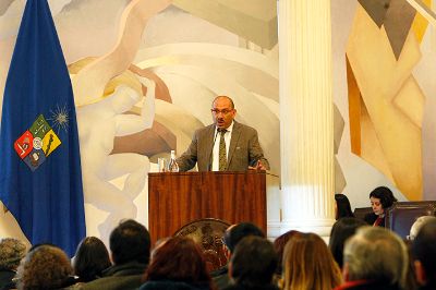 La charla inaugural estuvo a cargo de Carles Monereo, doctor en Psicología y catedrático del Departamento de Psicología de la Educación de la U. Autónoma de Barcelona.