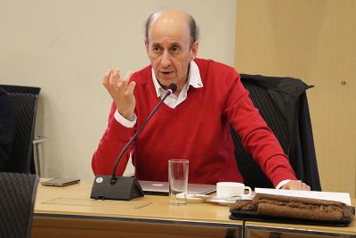 Pablo Oyarzún destacó que los planteamientos de la filósofa apuntan a mundos "no solamente académicos, sino que también políticos y de emancipación social".