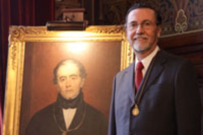Rector de la U. de Chile, Prof. Víctor Pérez Vera. 