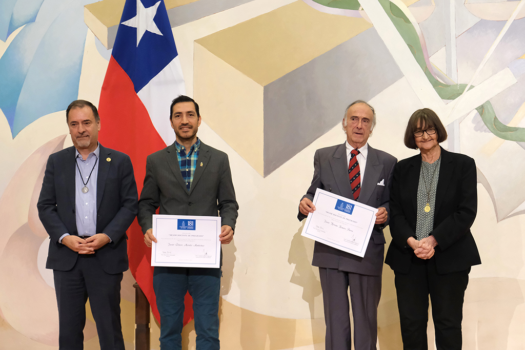 Profesores Javier Morales Montecinos Y Javier Romero Parra Son