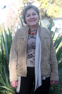 Directora Escuela de Postgrado, prof. Guadalupe Leonor Victoria Álvarez de Araya Cid.