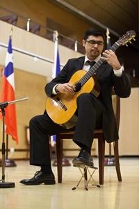 Luis Guevara, Ganador de "Guitarra sin fronteras" en Temuco.