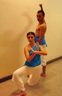 Marcelo Ahumada y Marcela Corvalán, estudiantes de segundo año superior, fueron intérpretes de "Ogum", coreografía de la profesora Verónica Vargas que representa al dios de la guerra.