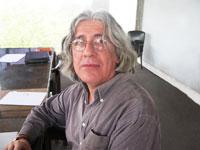 El profesor Víctor Rondón es el nuevo director de la Escuela de Postgrado de la Facultad de Artes de la Universidad de Chile, cargo que ejercerá por los próximos cuatro años.