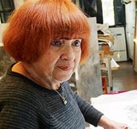 Patricia Israel realizó sus primeros estudios artísticos en la Academia de Escultura de Tótila Albert, llegando en 1958 a la entonces Escuela de Bellas Artes de la Universidad de Chile.