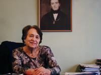 Máxima autoridad de Facultad de Artes, Prof. Clara Luz Cárdenas, conversó en Radio U. de Chile sobre las metas, desafíos de la Facultad de Artes y el rol de la educación pública de la U. de Chile. 
