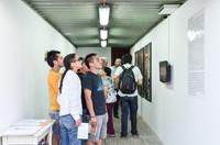 "Los y las artistas que han sido parte de las exposiciones han realizado operaciones muy interesantes, tanto en términos artísticos como conceptuales y reflexivos", cuenta Joselyne Contreras.