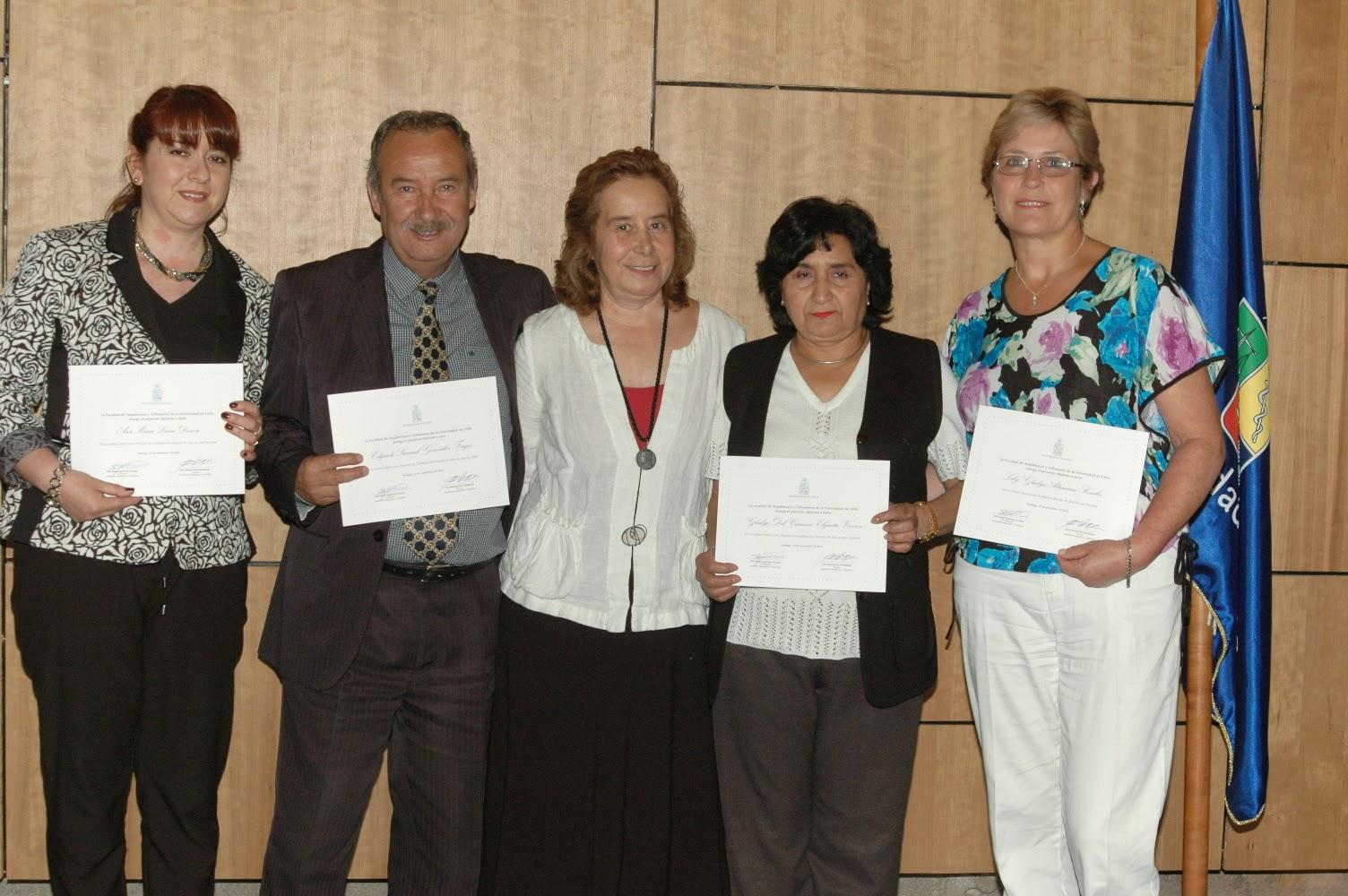 Gladys Elgueta y otros funcionarios con 40 años de servicio