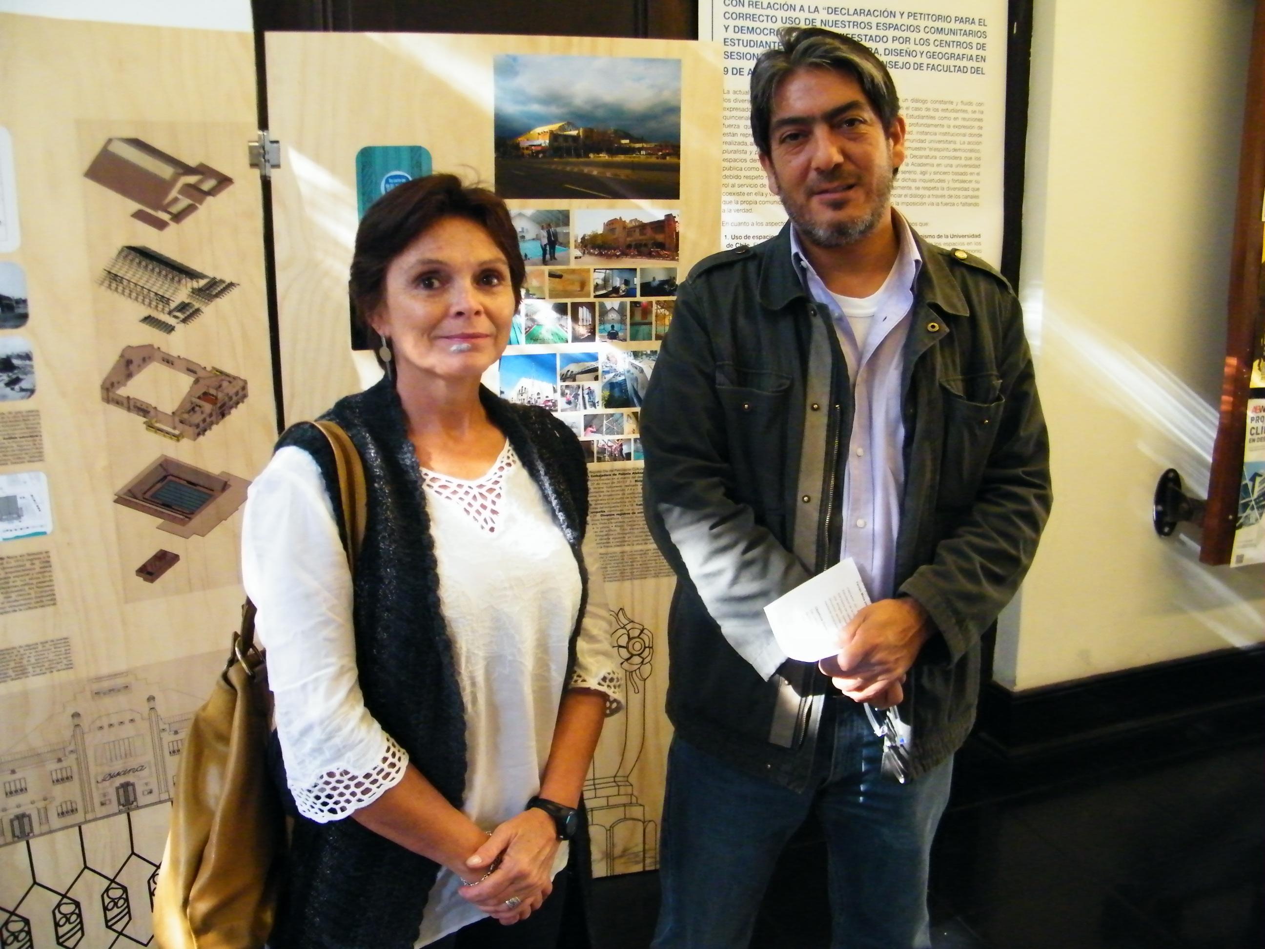 Mariana Morgado, directora DAE, y Vólker Gutiérrez, coordinador de Proyectos Estudiantiles.