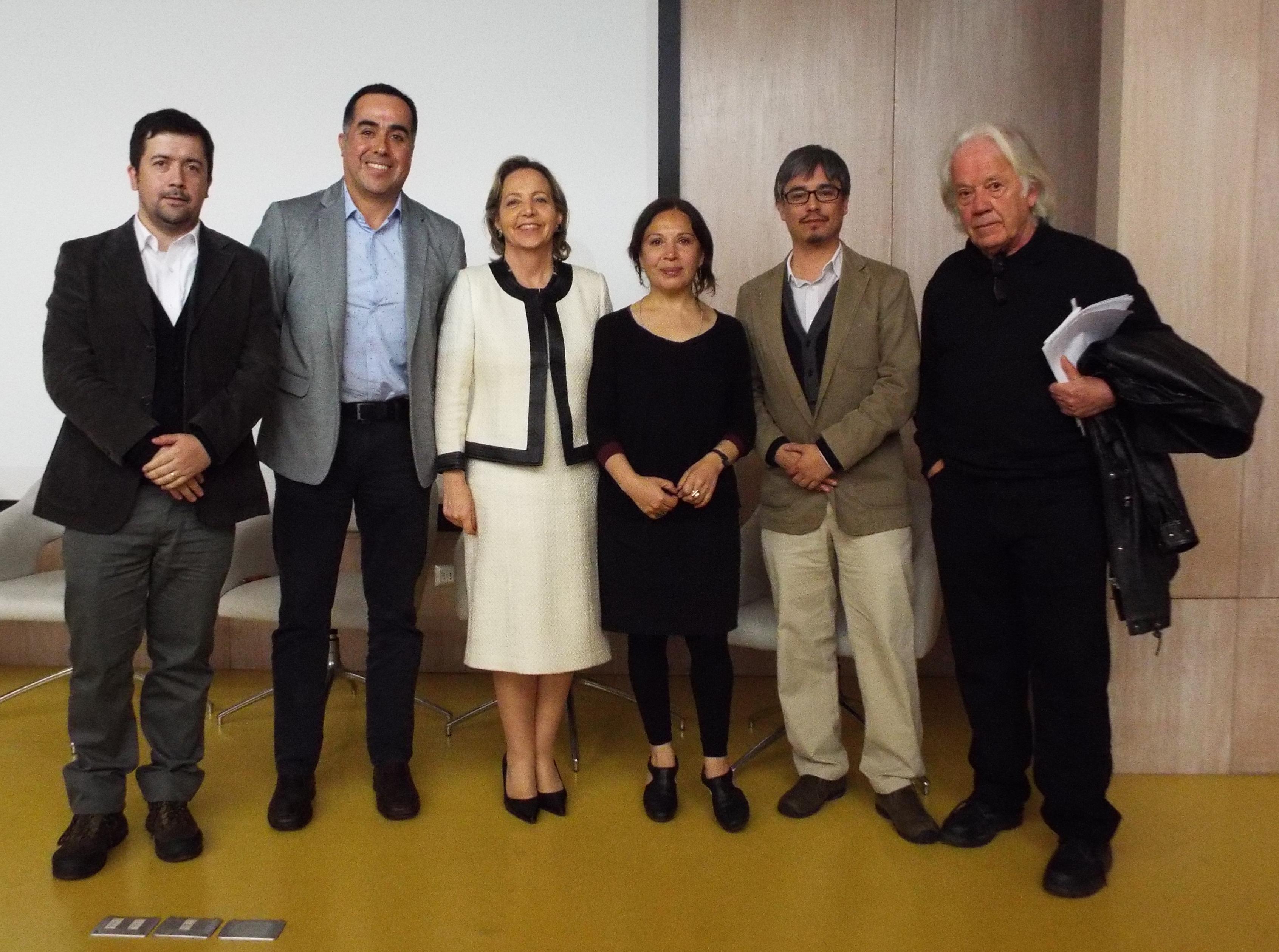 Gerardo Ureta, Pablo Rodríguez, Margarita Ducci, Beatriz Maturana, Rodrigo Henríquez y Juan Mastrantonio.