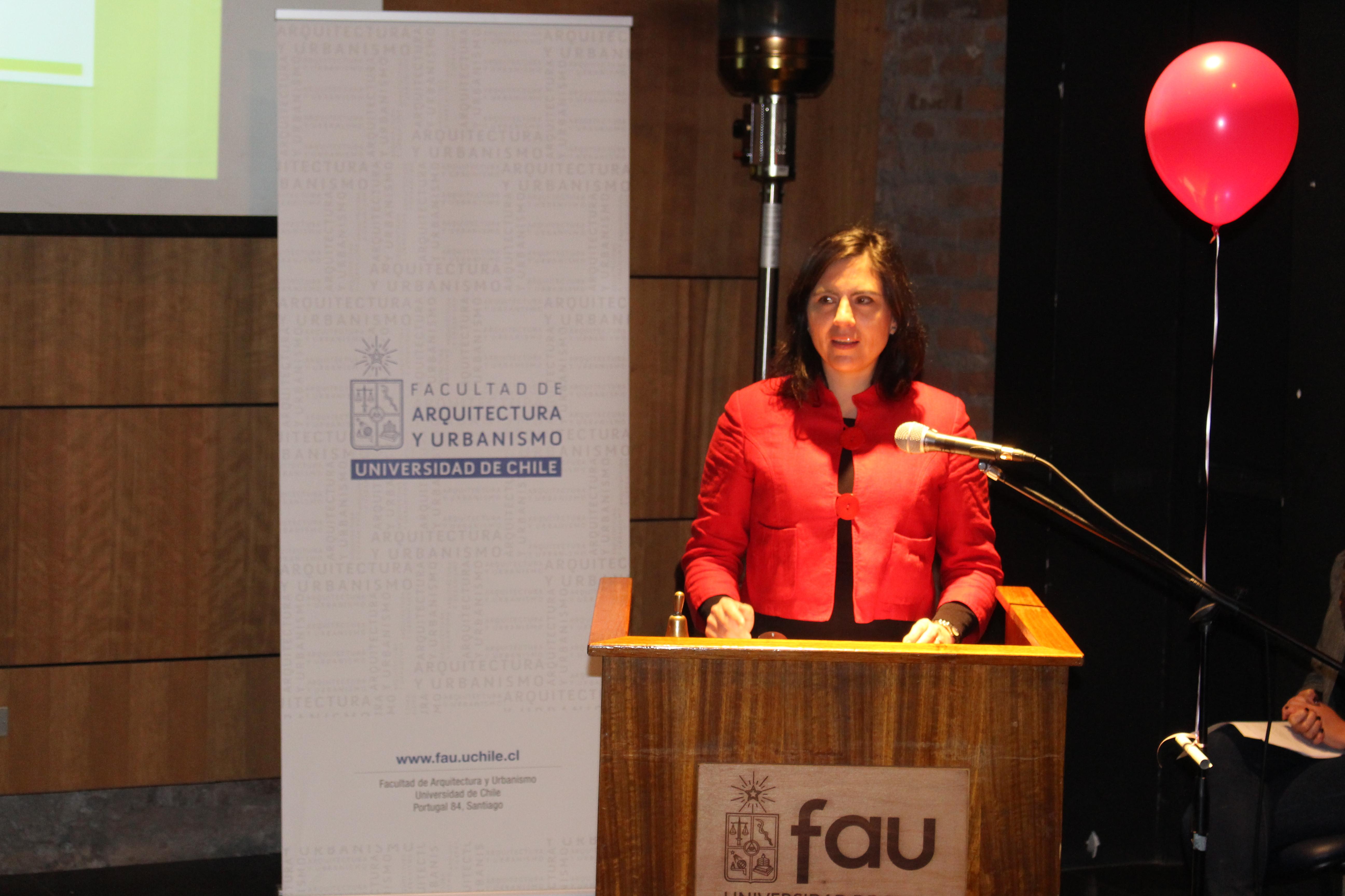 Profesora Andrea Wechsler, directora de Investigación y Desarrollo FAU.