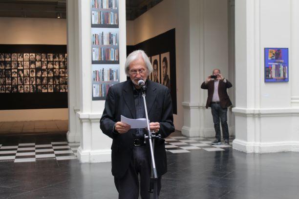 Francisco Brugnoli, Director del Museo de Arte Contemporáneo (MAC) destacó el valor estético, científico y social de la muestra fotográfica.