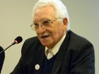 Miguel Lawner, destacado arquitecto, y recientemente galardonado con el premio Brunet de Baines 2010 