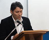 Iván Páez, Director del Programa de Educación Continua para el Magisterio, también fue parte de esta ceremonia.