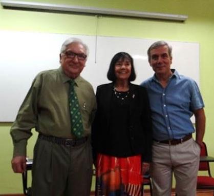 De izquierda a derecha, Sr. José Leyton, Dr. Carmen Luz y Dr. Sergio Donoso