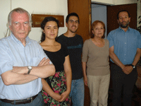 Los expositores y organizadores. De izquierda a derecha: Guillermo Julio, Nicole Galindo, Carmen Luz de la Maza, Julián Cabezas y Cristián Estades.
