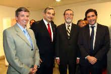 En diciembre de 2012, el Rector Víctor Pérez junto a representantes de otras 22 Casas de Estudio, firmaron un Acuerdo de Producción Limpia con los Ministerios de Economía y de Medio Ambiente. 