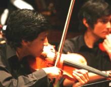 La orquesta sinfónica se ha constituido como un espacio cultural importante para los jóvenes talentosos de la comuna y de Santiago. 