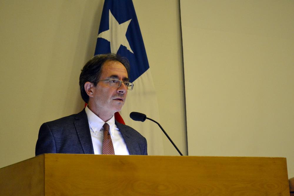 Leonardo Letelier, Director de la Escuela de Postgrado del INAP.