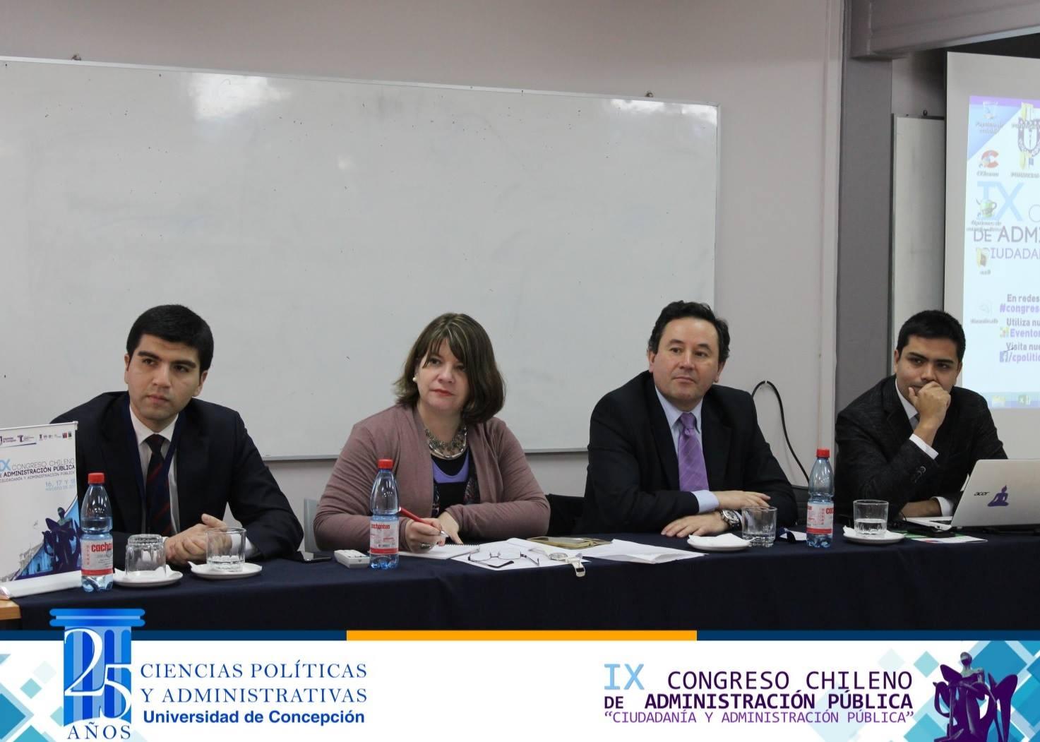 La profesora Karina Doña presidió la mesa Gestión y Políticas Públicas.
