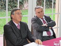 Director (s) del IEI, prof. José Morandé, junto al Rector de la Universidad de Chile, Dr. Ennio Vivaldi.