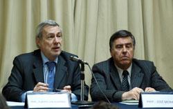 Prof. Alberto van Klaveren Stork y Prof. José Morandé Lavín