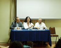 Gerardo Thielen, Dorotea López y Francisco Prieto, en la mesa de clausura del curso.