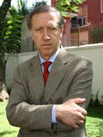 Profesor Carlos Huneeus Madge