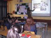 Gran interés despertó la presentación de la Facultad de Odontología entre los alumnos de los Colegios Verbo Divino y Villa María Academy.