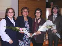 De izq. a der.: Sra. Ilia Fajardo; Sra. Lucía Gaete; Prof. Marta Gajardo, Directora de Extensión; y Dra. Patricia Palma.