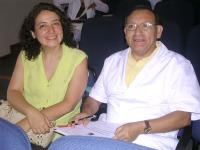Dra. Claudia Sommariva, académica del Departamento de Odontología Restauradora,  y Dr. Pablo Ugarte, académico del Departamento de Cirugía.