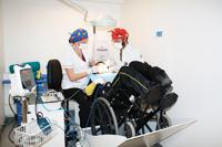 Inaugurado primer reclinador de silla de ruedas para atención odontológica en el país