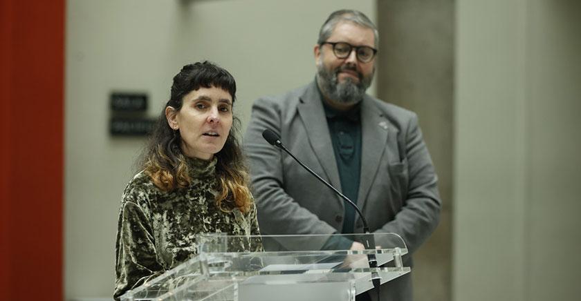 Académica de la U. de Chile es cocuradora de inédita exposición que celebra los 140 años de EFE