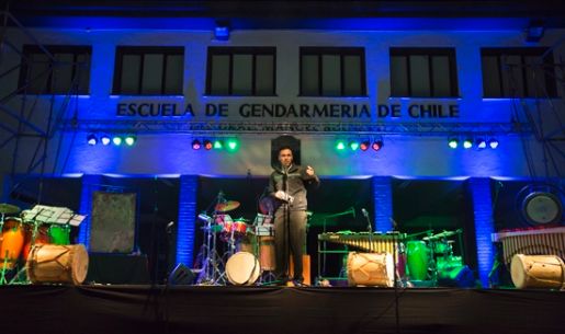 Concierto de Dakel en la Escuela de Gendarmería de Chile.