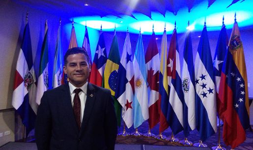 Profesor Vásquez aborda la legitimación del sistema penal en seminario realizado en Panamá