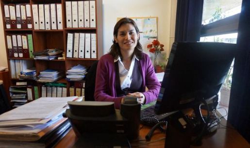 Zarlly Arriaza, Secretaria de la Escuela de Periodismo de la Universidad de Chile. 