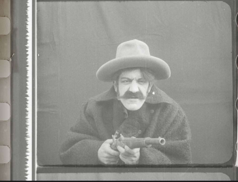 El reestreno de “El húsar de la muerte” y el cine silente se toman la programación de noviembre en la Cineteca de la Universidad de Chile