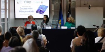 U. de Chile lanza relato de dos pioneras de la ciencia del mar