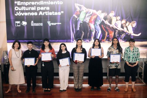 Escuela de Postgrado, MINCAP y Balmaceda Arte Joven celebran el cierre del Curso de Emprendimiento Cultural