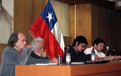 En la conferencia participaron los académicos Manuel Antonio Garretón, Gabriel Salazar y Carlos Ruiz, quienes además fueron entrevistados en el último número de la Revista Némesis. 
